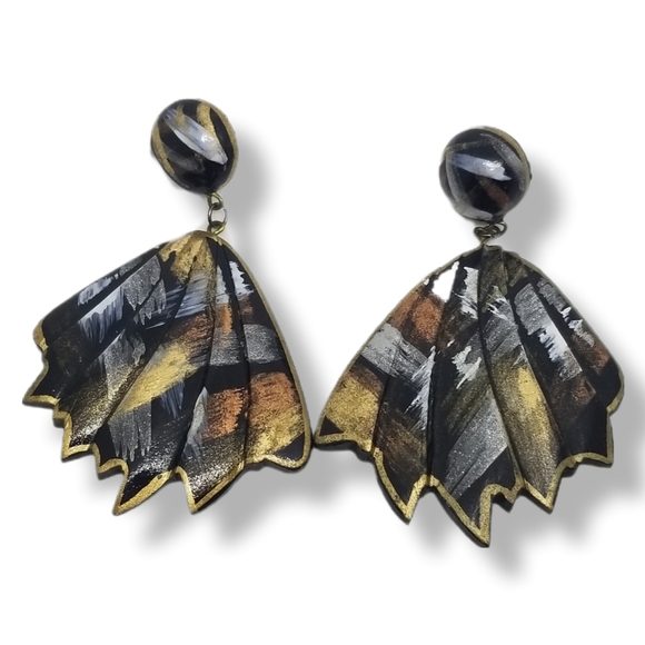 Vintage Jewelry - VINTAGE WOODEN ABSTRACT DESIGN DROP STYLE EARRINGS